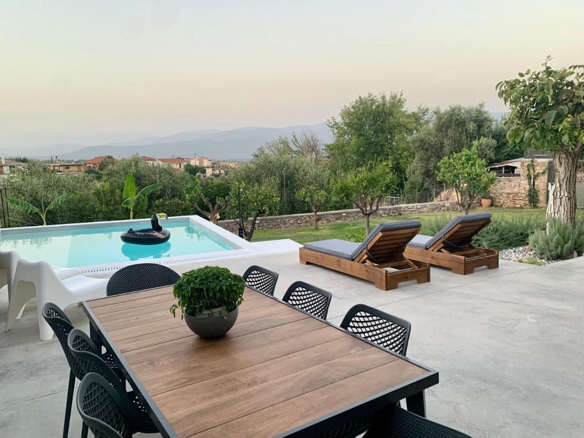 The Backyard Villa Eva Exterior photo